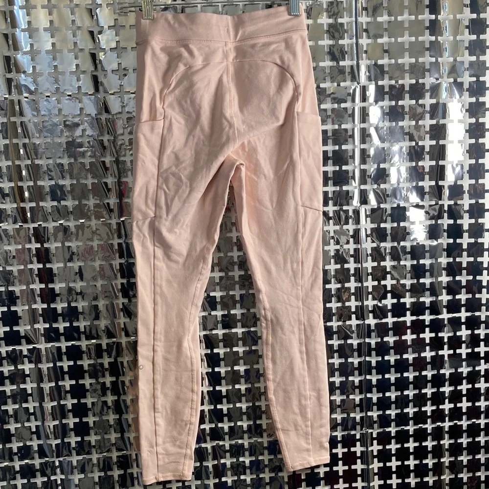 ALO Yoga Pink Drawstring Leggings with Side Pockets